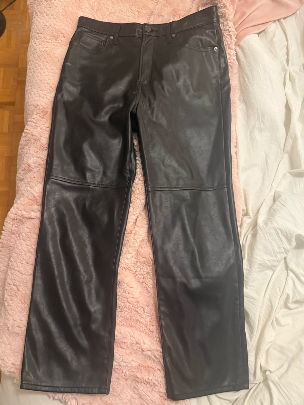 GAP Women’s Black Skinny Faux Leather Jeans